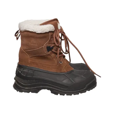 Kängor (Brun, Svart, Vit) från Kamik