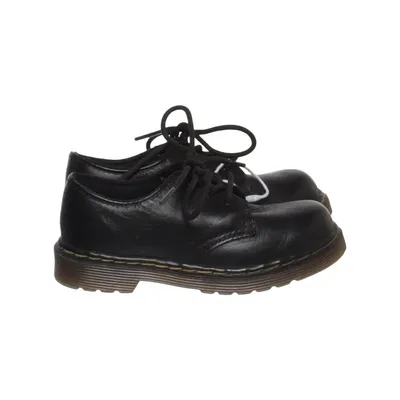 Derbyskor (Colby) från Dr. Martens