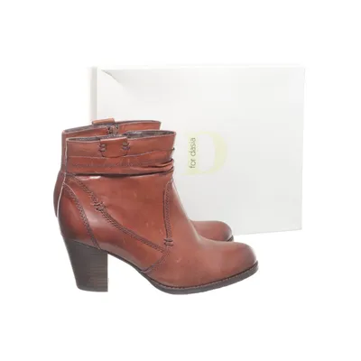 Heeled boots (Brown) from D for Dasia