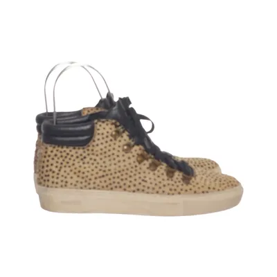 Baskets (Beige, Noir) de Maruti