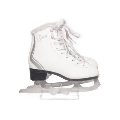 Ice skates (White) from Revolution