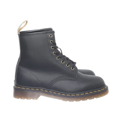 Kängor (VEGAN 1460) från Dr. Martens