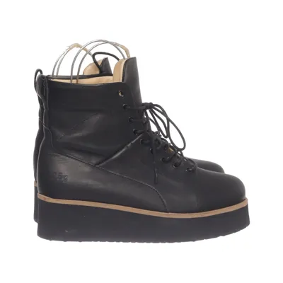Laced boots (Black) from Gram Leather