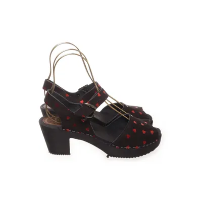 Träskor (Svart) från Anatomisk Skinn