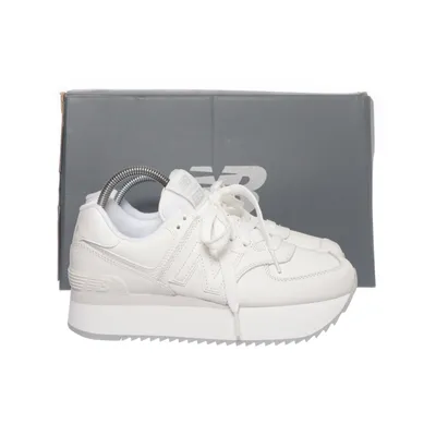 Sneakers (WL574ZFW) från New Balance