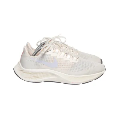 Running shoes (Pegasus) from Nike