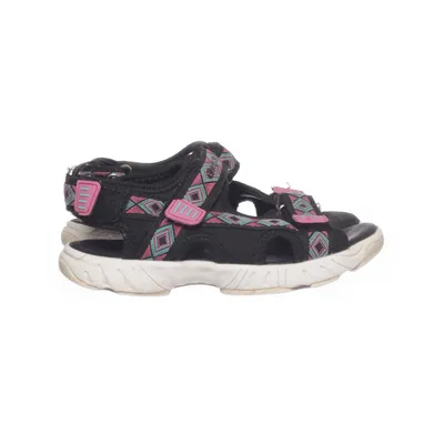 Sandals (Black, Multicolored) from Okaki