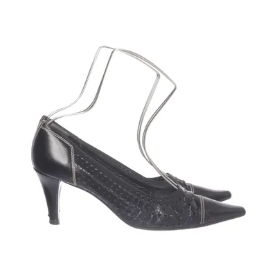 Escarpins (Noir) de Stuart Weitzman