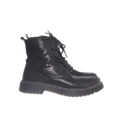 Laced boots (Black) from Bluebox