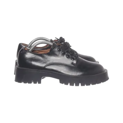 Derby shoes (Black) from Betsy