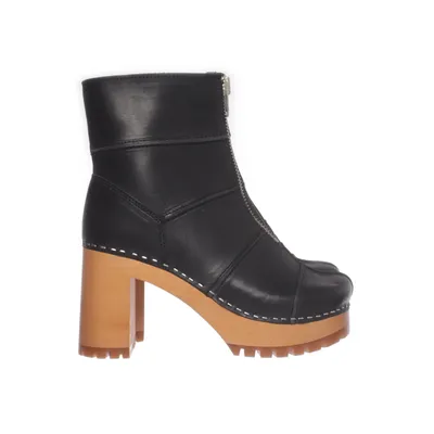 Clogs (Black, Brown) from Swedish Hasbeens Leather