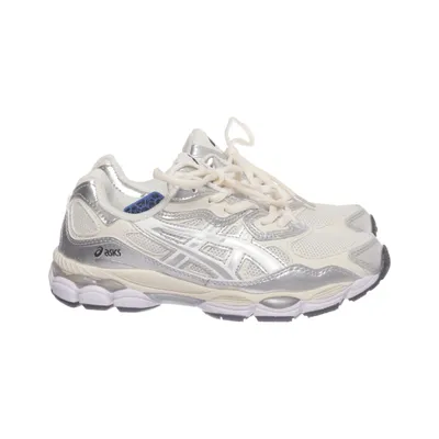 Baskets (Argent, Blanc) de Asics