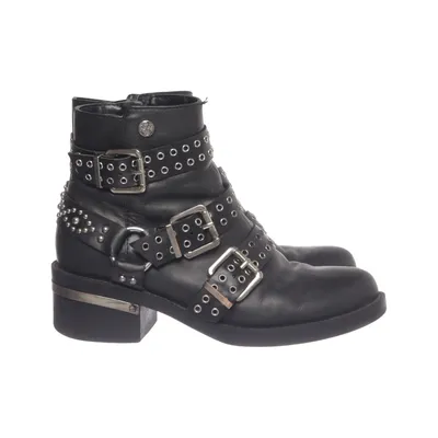 Ankle boots (Black) from Guess