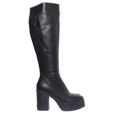 Stövlar (Svart) från Lamoda