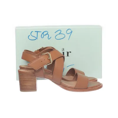 Sandaletter (Brun) från A Pair Skinn