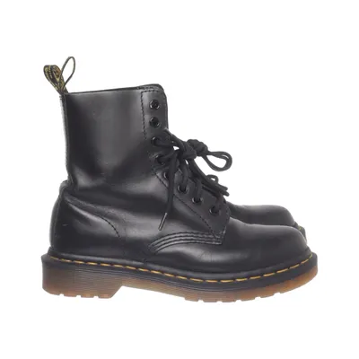 Veterlaarzen (Pascal) van Dr. Martens Leer