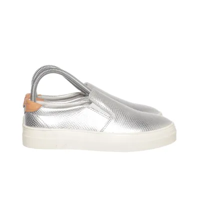 Chaussures d'été en toile (Argent) de Kavat