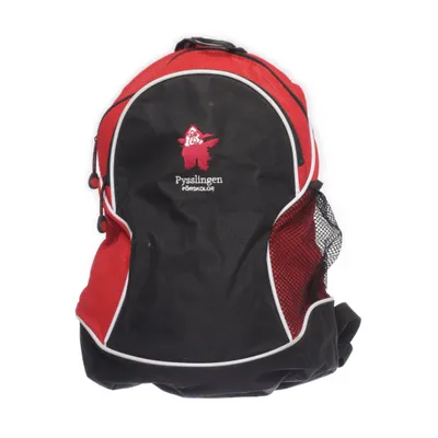 Ryggsäck (Svart, Röd, Vit) från Pyssling