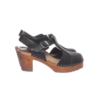 Träskor (Svart) från Sweeks