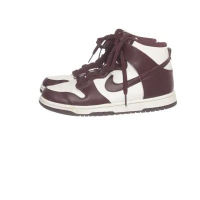 Sneaker (Dunk High) von Nike