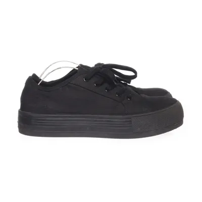Canvas shoes (Black) from Attitude