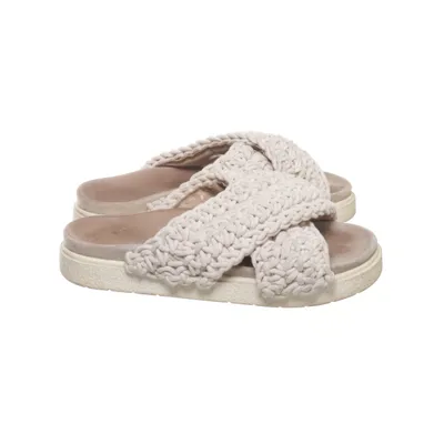 Slip-ins (White) from Inuikii