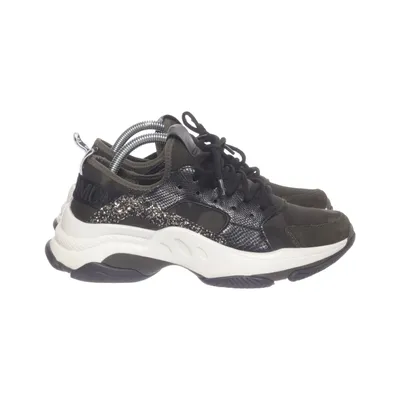 Trainers (Black, White) from Steve Madden