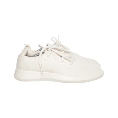 Sneakers (Wool Runners) from Allbirds Merino wool