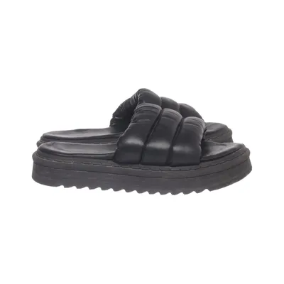 Sandals (Black) from Shoe Biz Copenhagen Leather