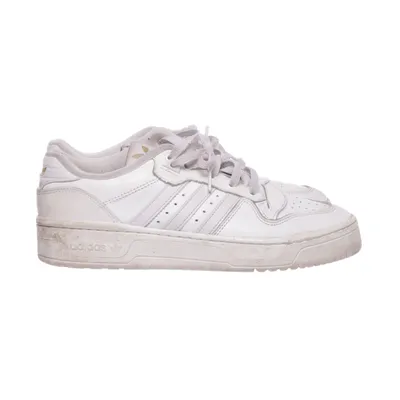 Baskets (Rivalry Low) de Adidas