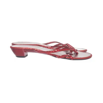 Slip-ins (Red) from Clara Barson