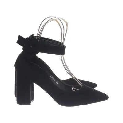 Pumps (Black) from Kayla