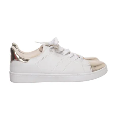 Sneakers (White, Gold) from D.T. New York