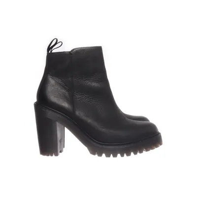 Laarzen met hak (MAGDALENA) van Dr. Martens