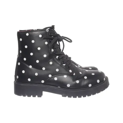 Laced boots (Black, White) from EMP Leather