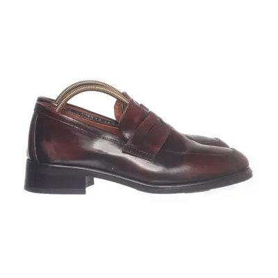 Loafers (Brown) from Pavement Leather