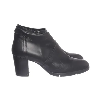 Heeled boots (Black) from Debbie