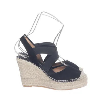 Wedges (Black) from Nome