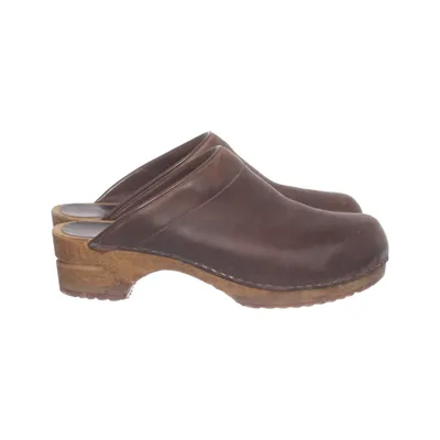 Clogs (Brown) from Sanita