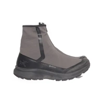 Hiking shoes (Black, Gray) from Arcteryx
