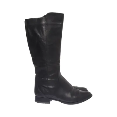Boots (Black) from Taupage