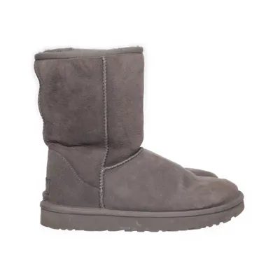 Stövlar (Classic Short II) från UGG Mocka