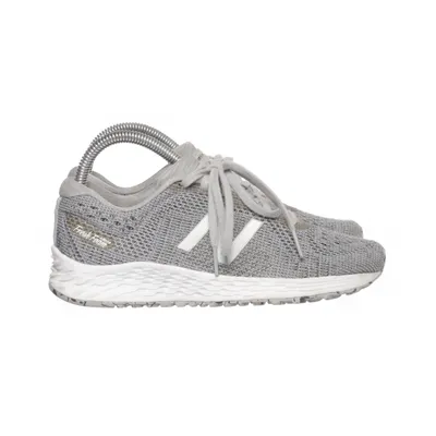 Träningsskor (Grå, Vit, Svart) från New Balance