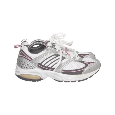 Baskets (Blanc, Gris, Rose) de Point Zero
