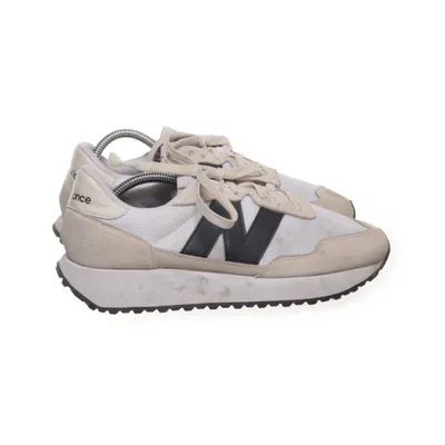 Sneakers (Beige) fra New Balance