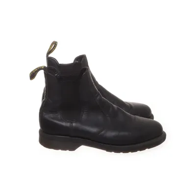 Chelsea boots (Black) from Dr. Martens