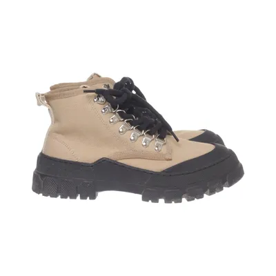 Laced boots (Beige, Black) from Garment Project