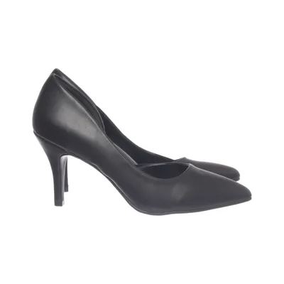 Pumps (Black) from Graceland
