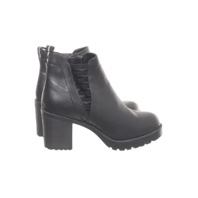 Heeled boots (Black) from Eram