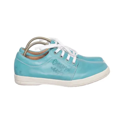 Baskets (Turquoise) de Cinnamon